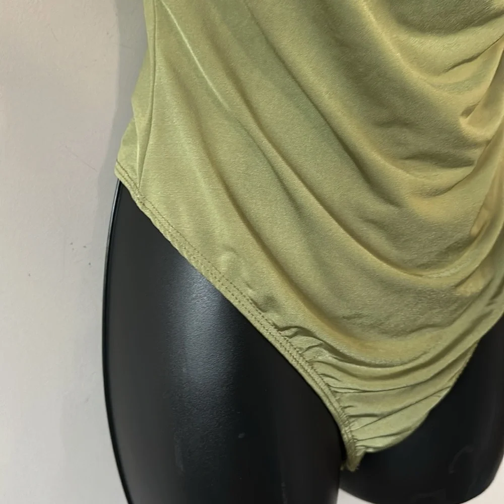 Out From Under x URBAN OUTFITTERS Women's Green Bodysuit moss green medium - Picture 3 of 10